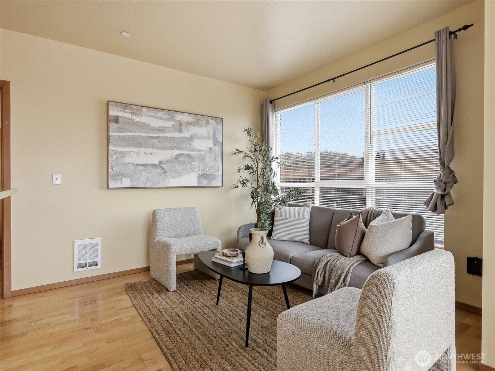 668 S Lane Street Unit: 404