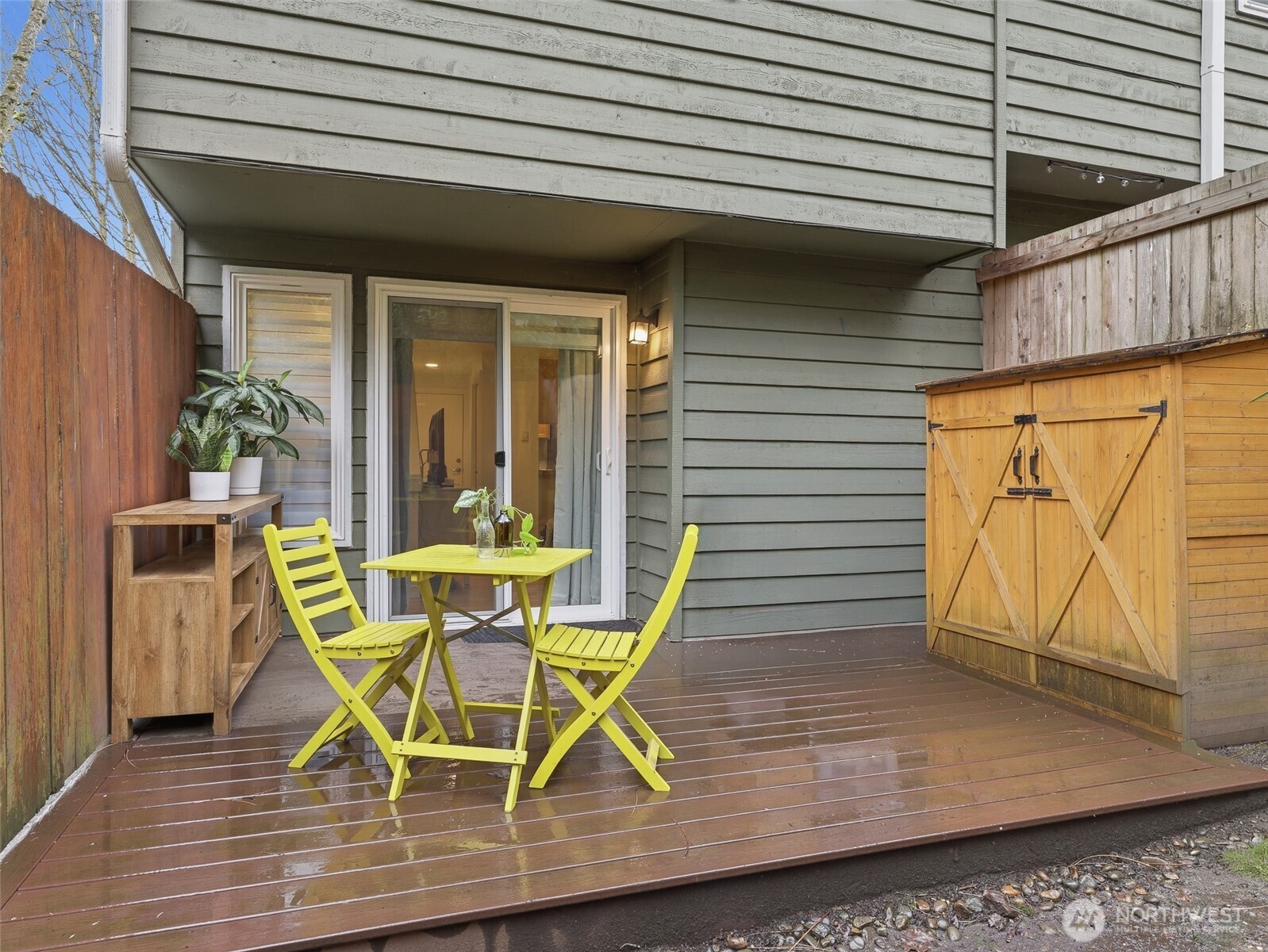 301 W Raye Street Unit: 201