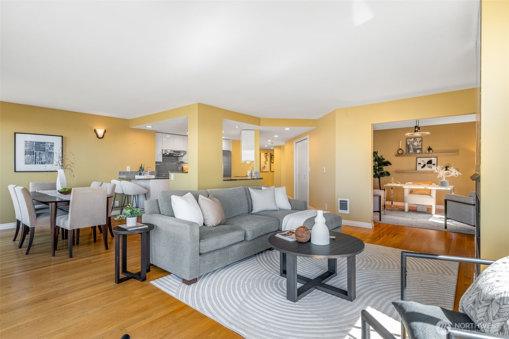 619 5th Avenue W Unit: 302