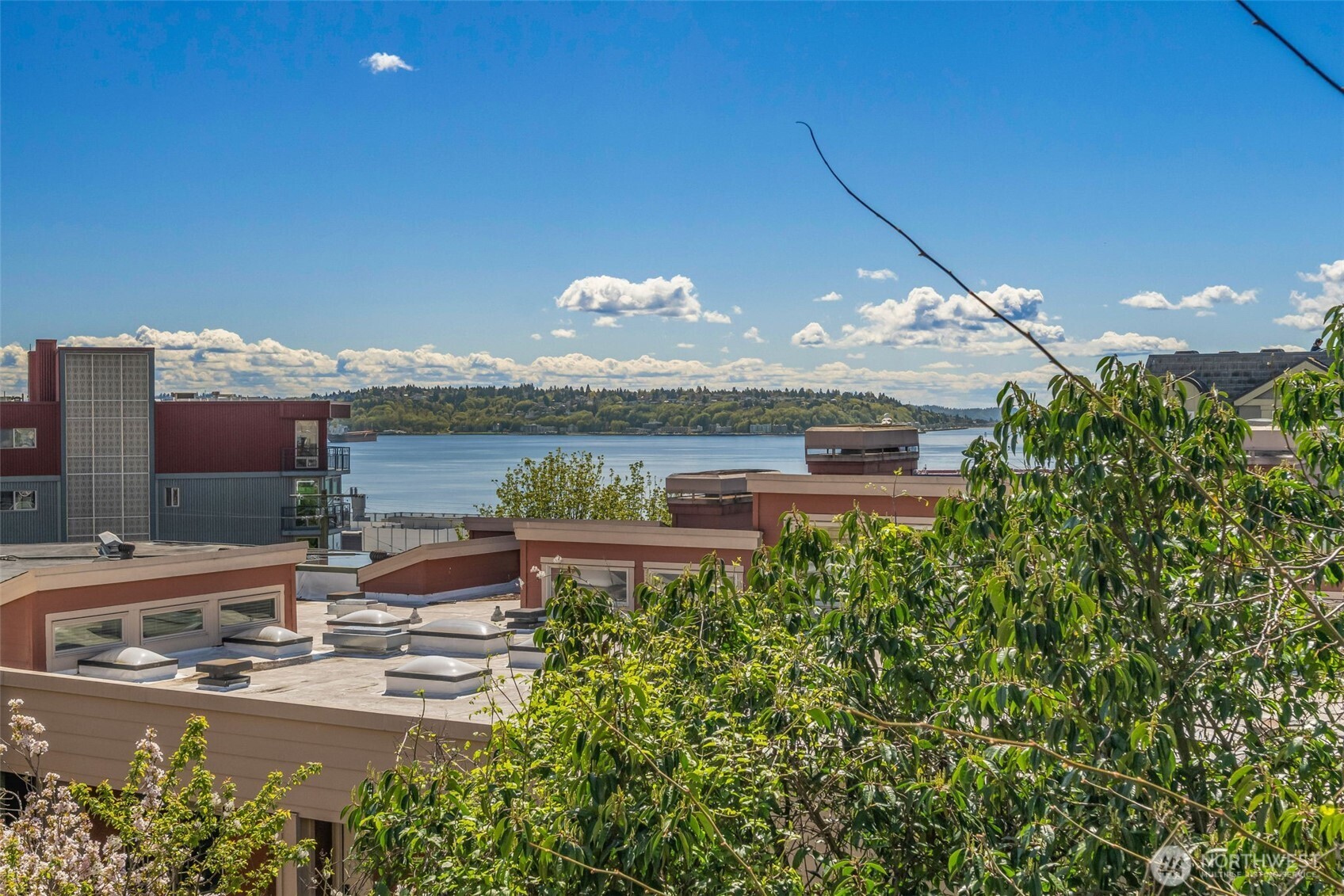619 5th Avenue W Unit: 302