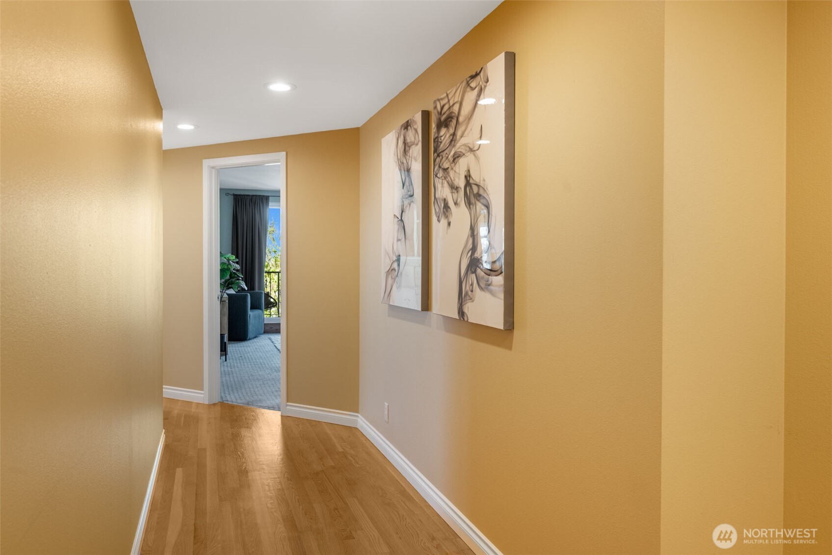 619 5th Avenue W Unit: 302