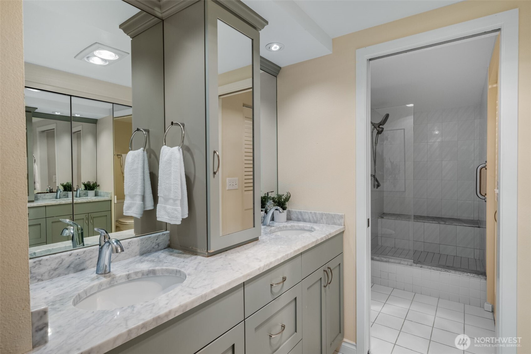 619 5th Avenue W Unit: 302