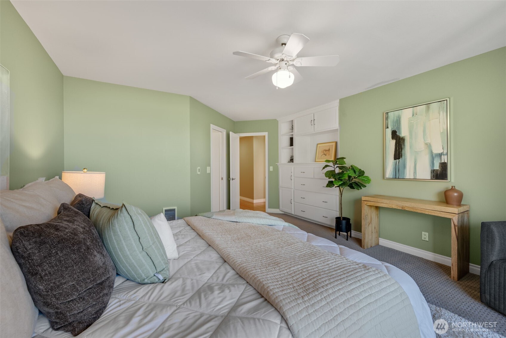 619 5th Avenue W Unit: 302