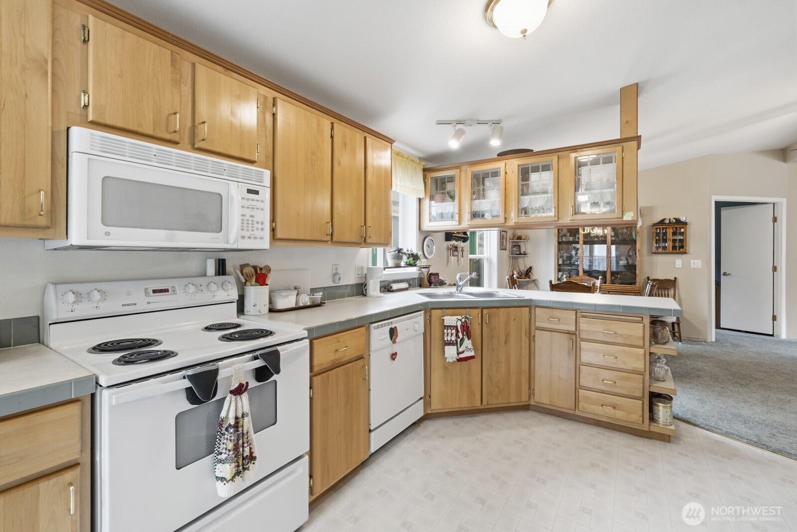 5101 E Grey Sea Eagle Lane SW