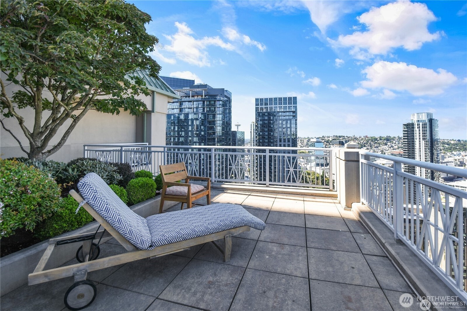 819 Virginia Street Unit: 1101