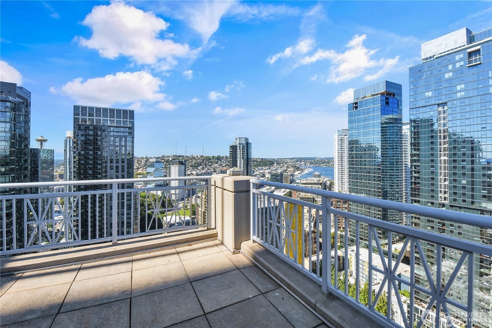 819 Virginia Street Unit: 1101