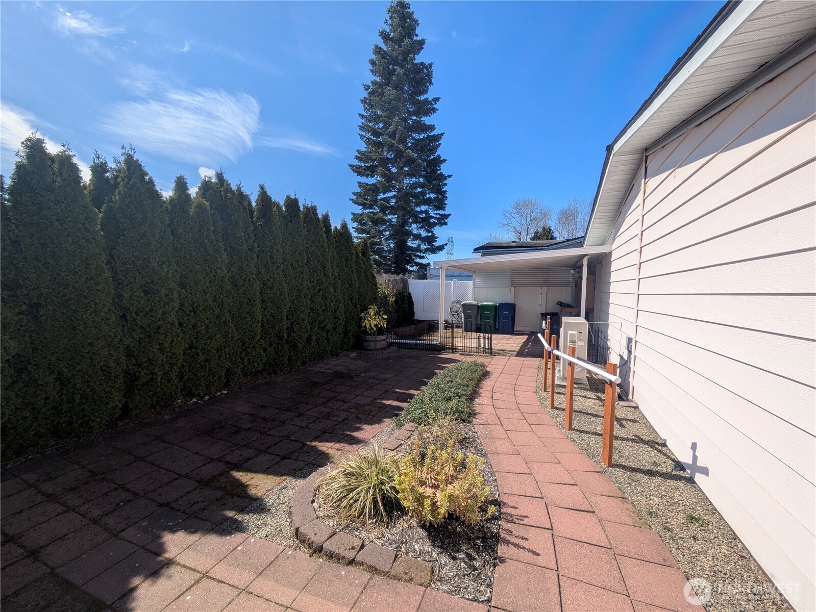 201 Union Avenue SE Unit: 217