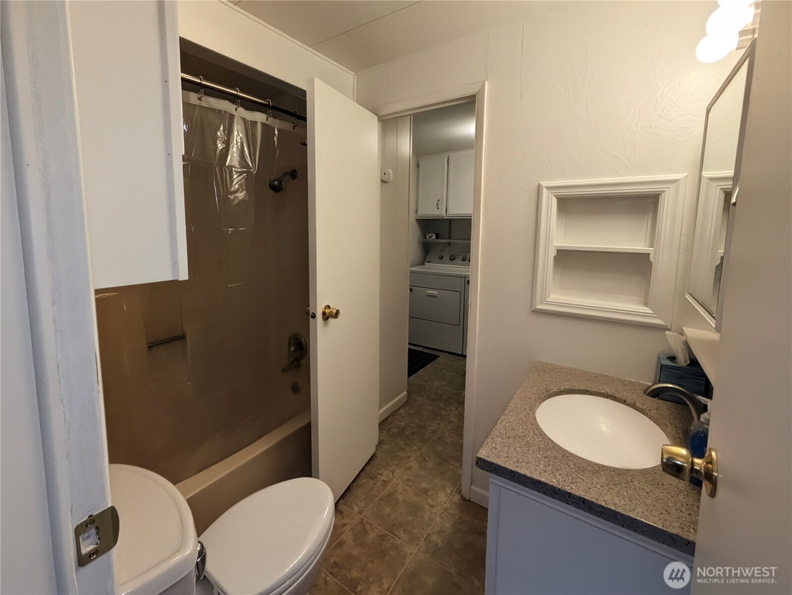 201 Union Avenue SE Unit: 217