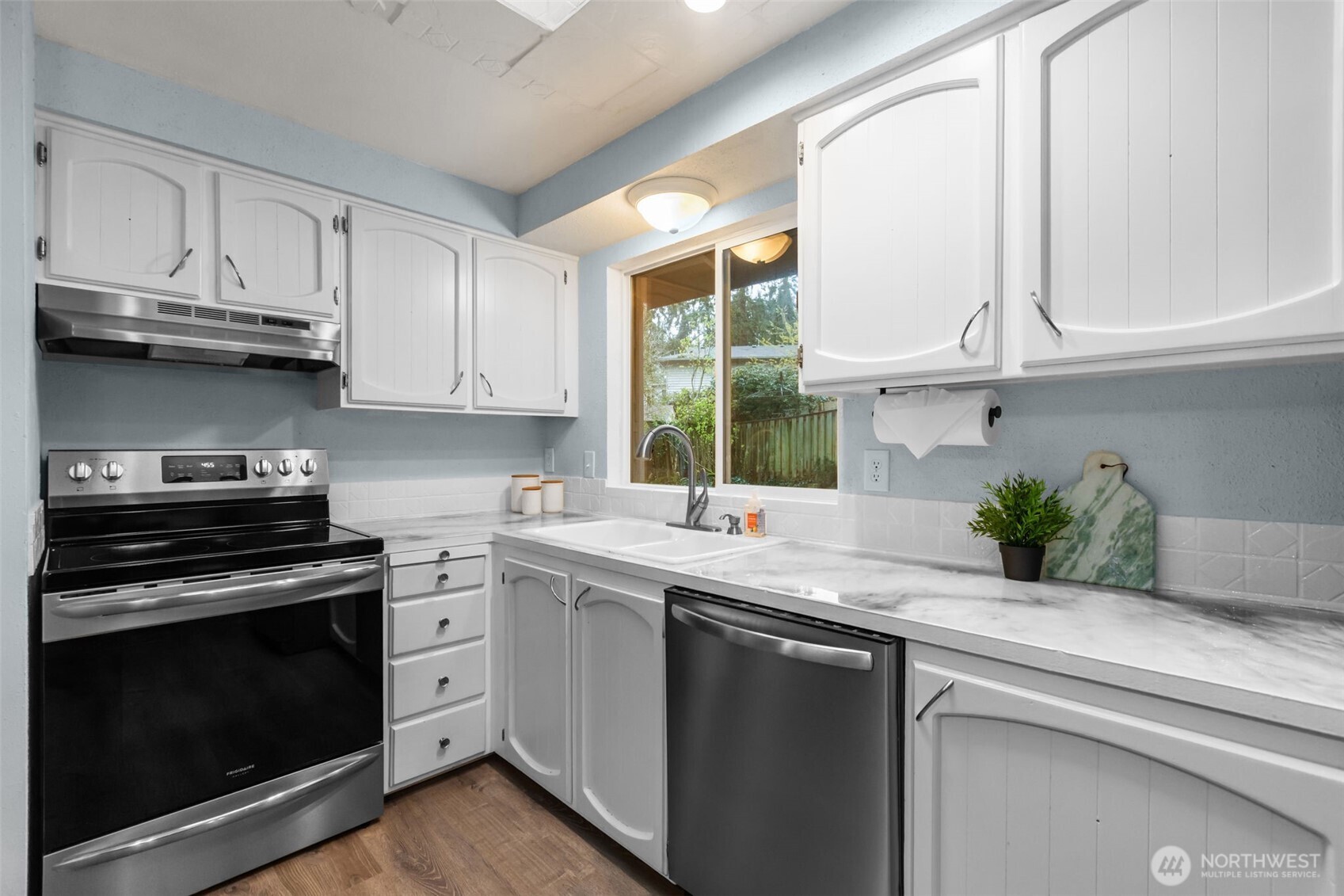 20806 23rd Avenue W