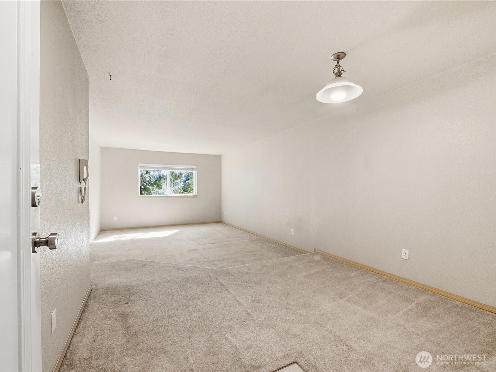 14344 N Stone Avenue Unit: 32