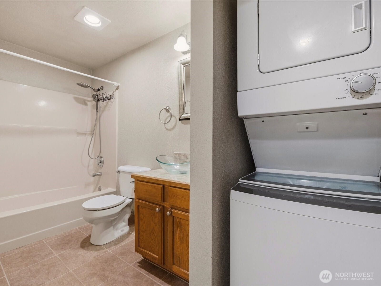 14344 N Stone Avenue Unit: 32
