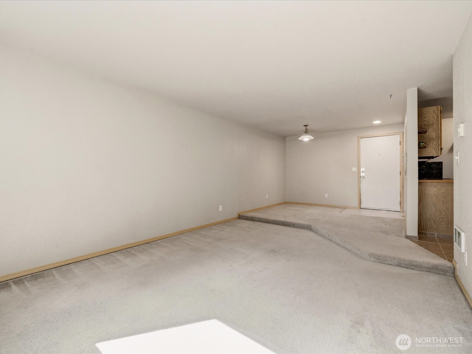 14344 N Stone Avenue Unit: 32