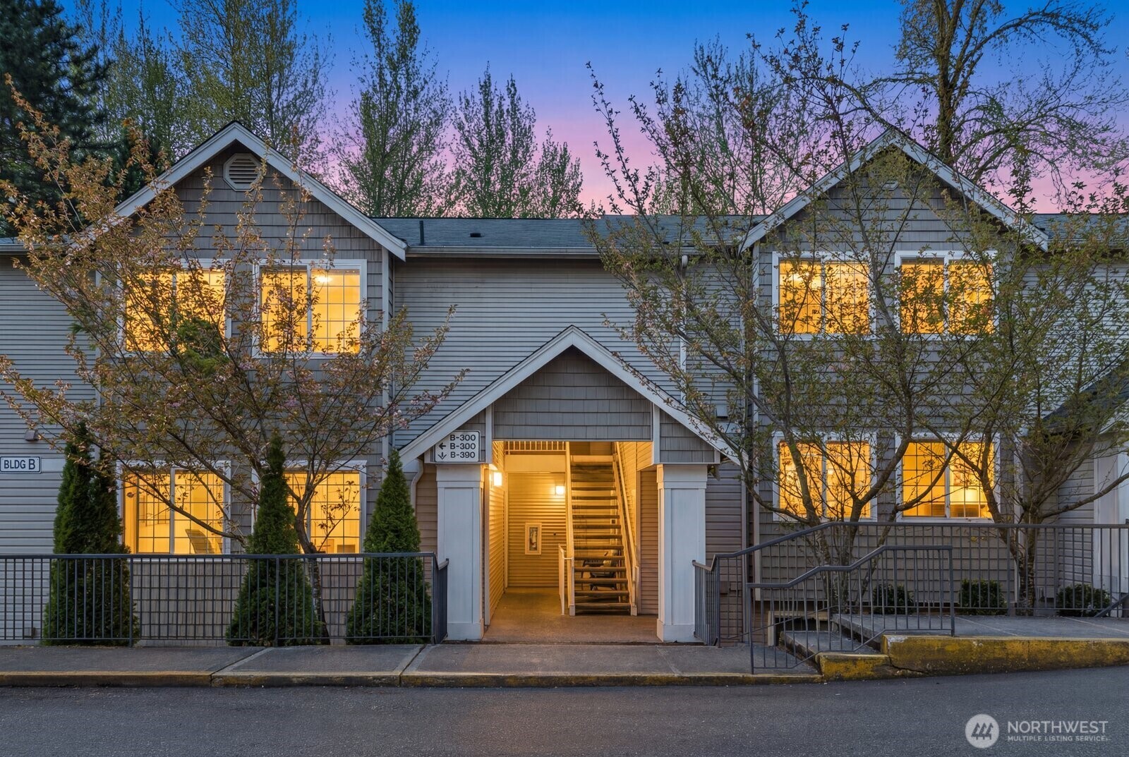 7035 S 133rd Street Unit: B100