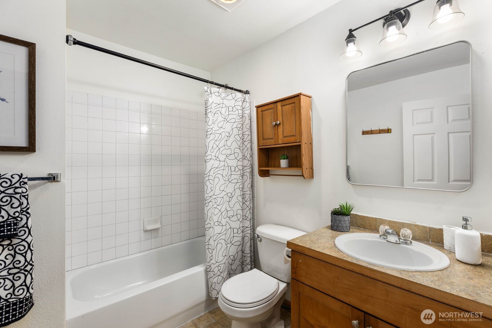 7035 S 133rd Street Unit: B100