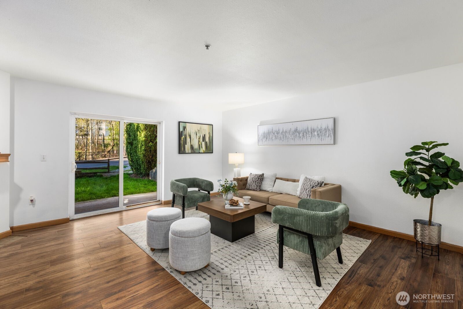 7035 S 133rd Street Unit: B100