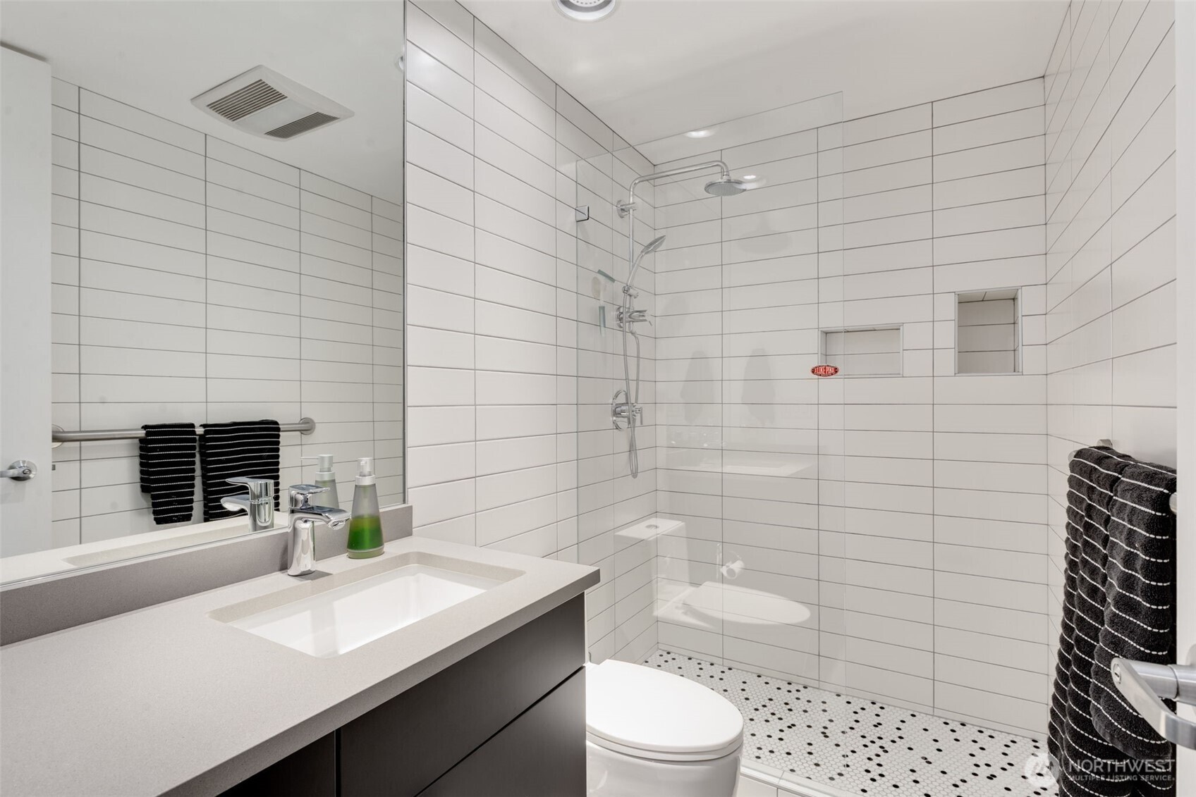 98 Union Street Unit: 206