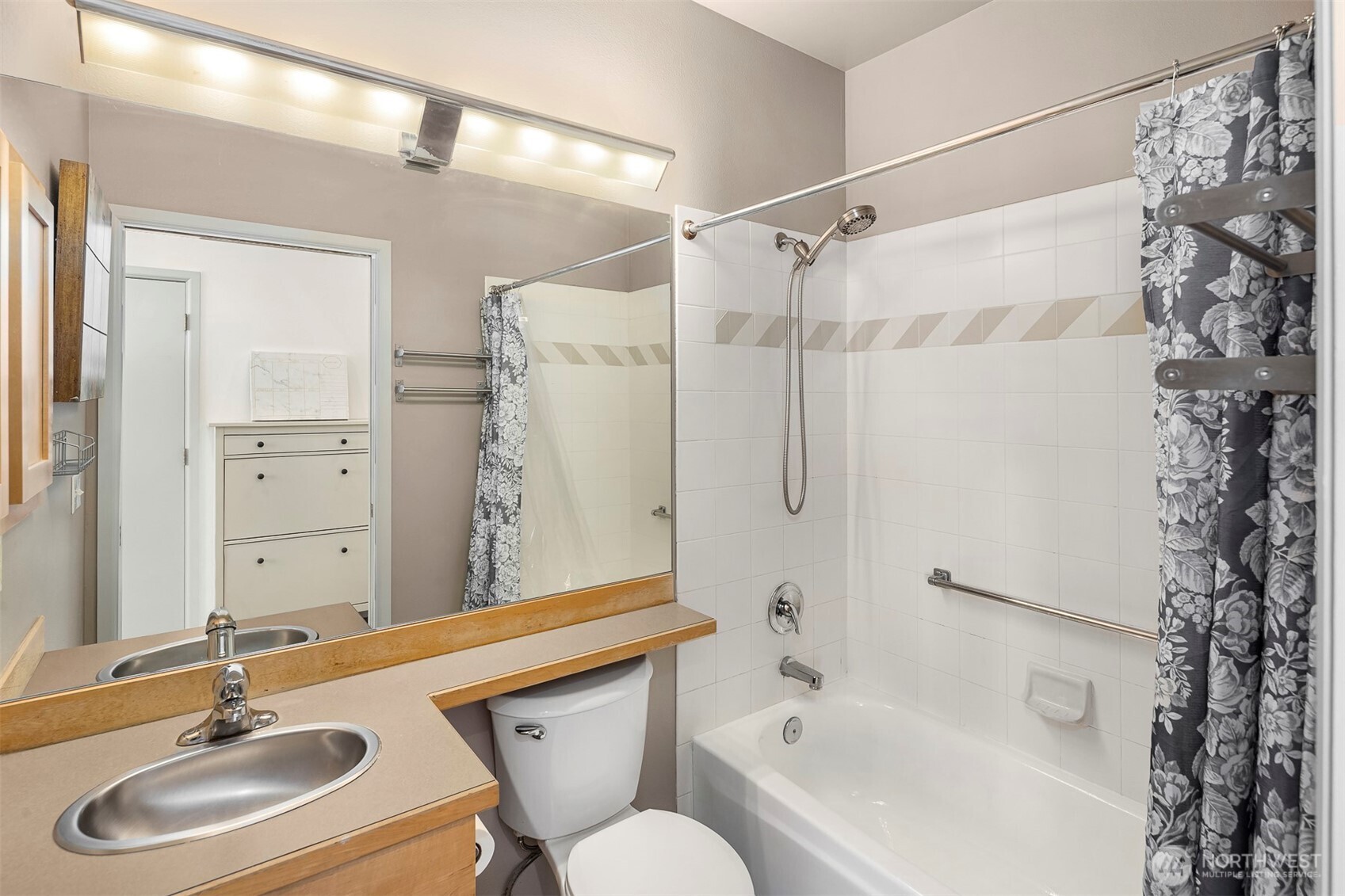 2324 1st Avenue Unit: 414