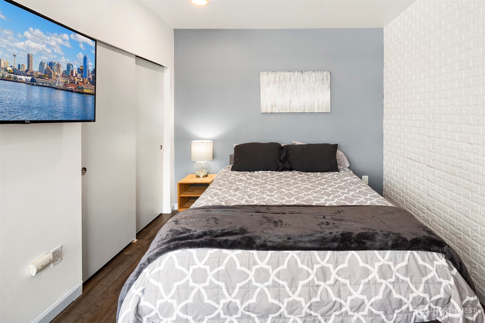 2324 1st Avenue Unit: 414