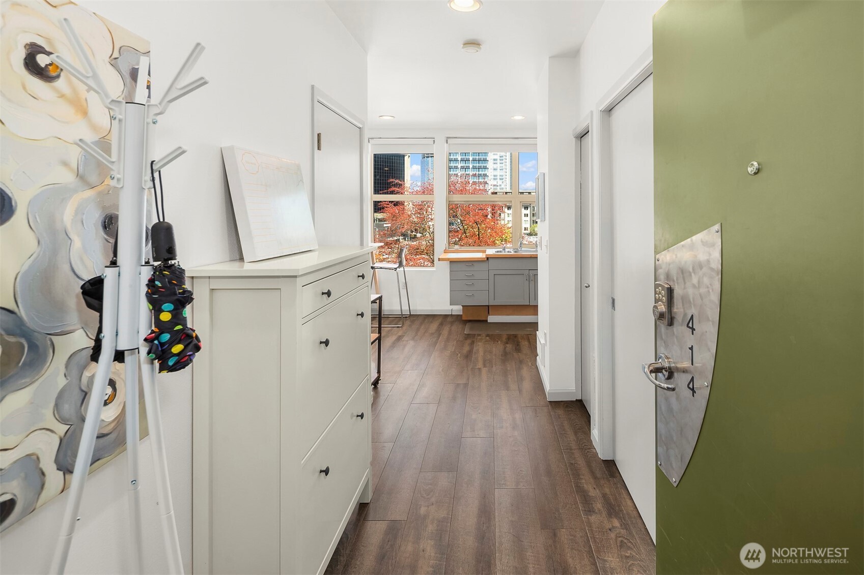 2324 1st Avenue Unit: 414