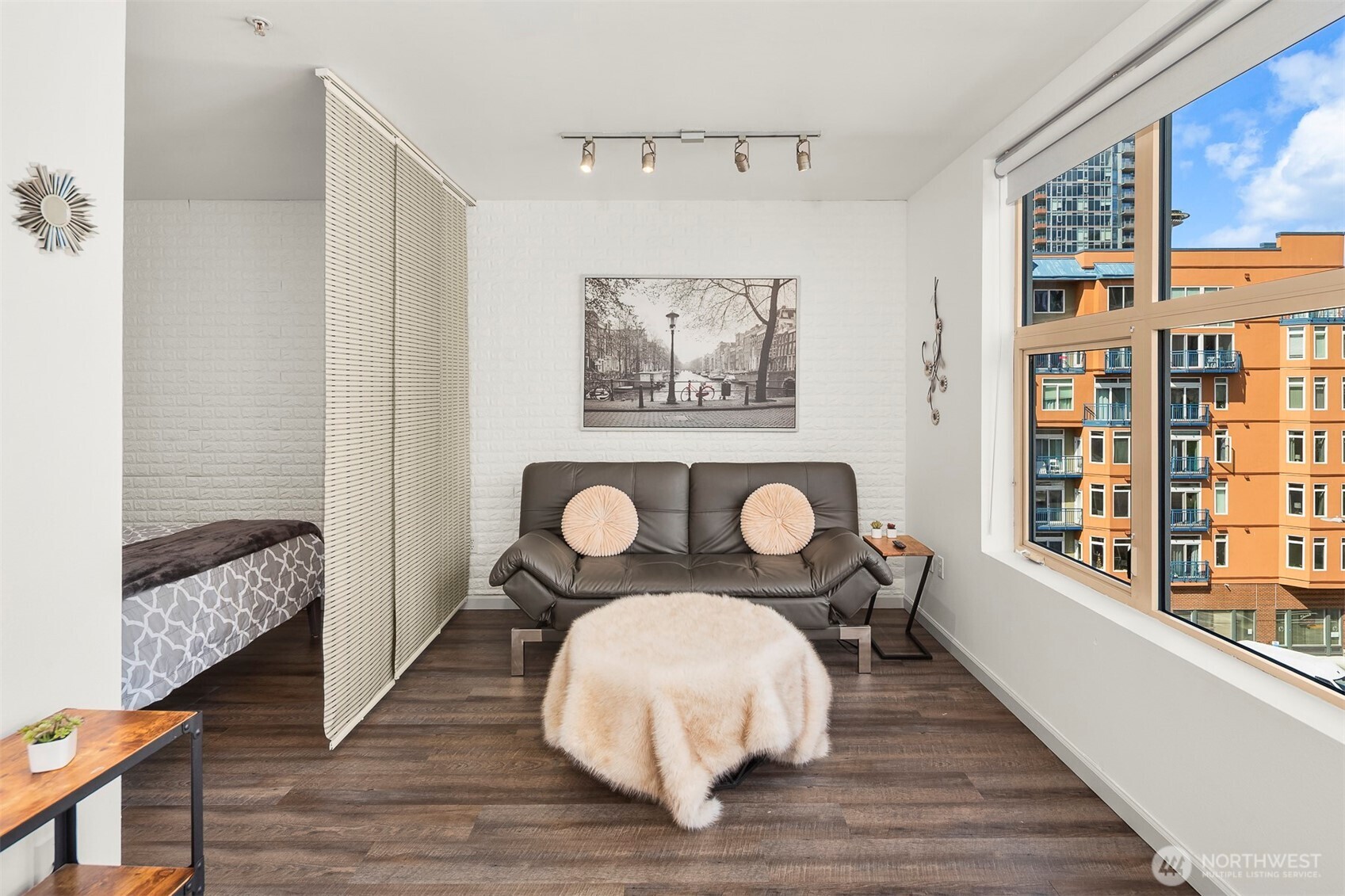 2324 1st Avenue Unit: 414