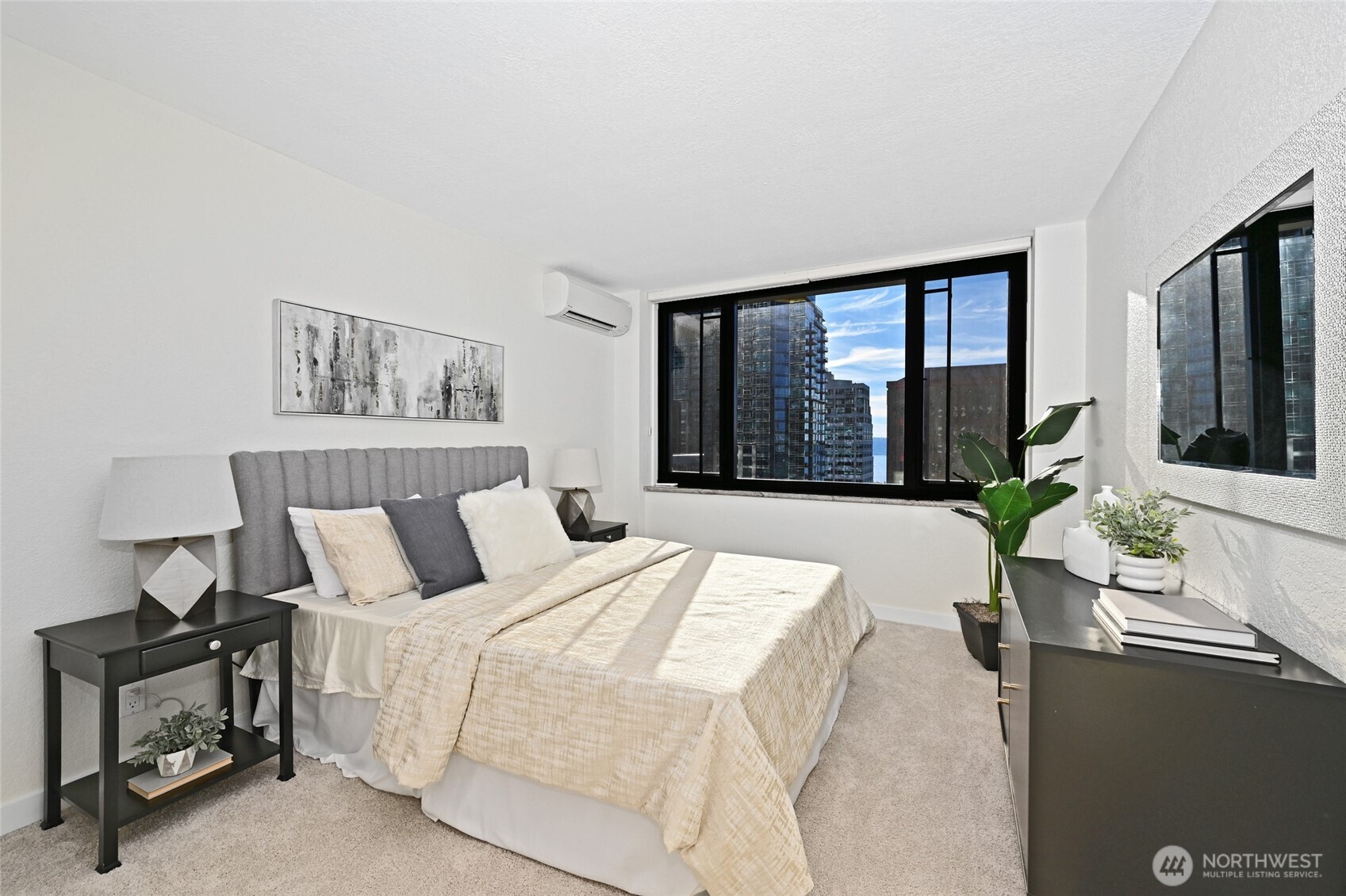 2100 3rd Avenue Unit: 1502