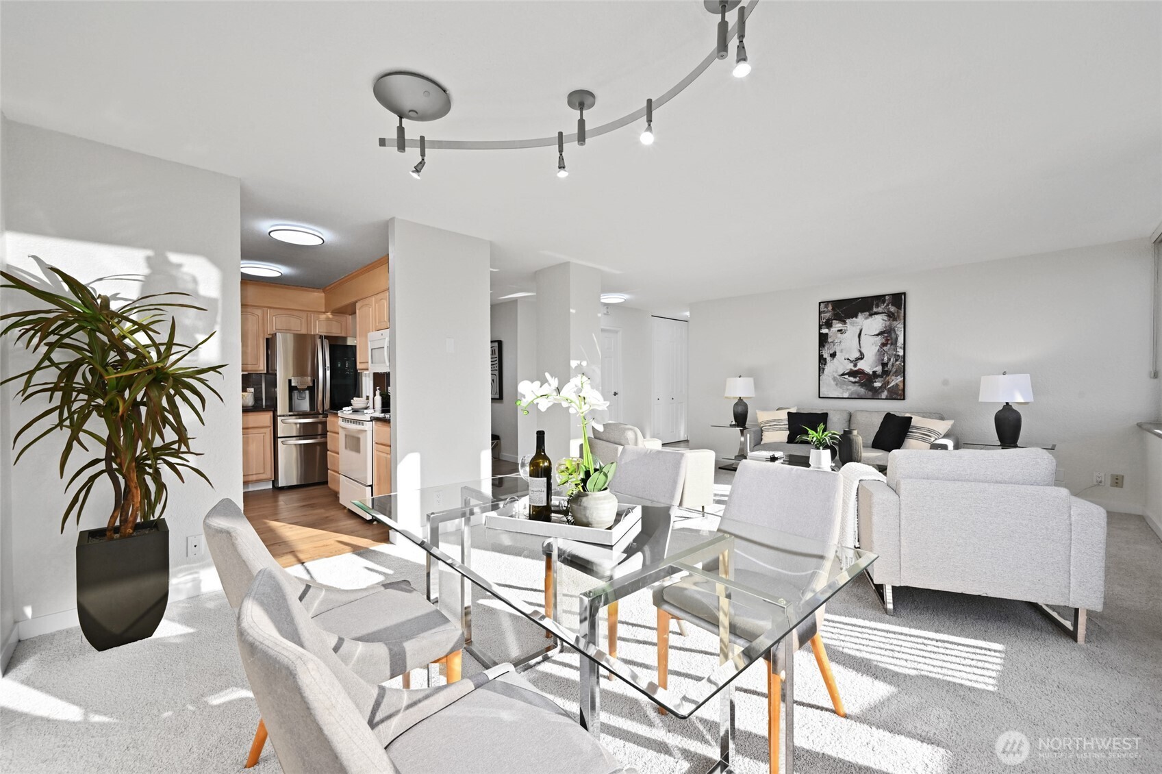 2100 3rd Avenue Unit: 1502