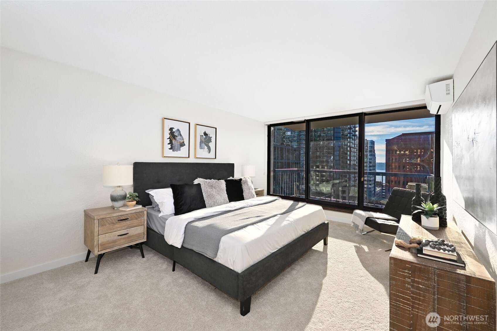 2100 3rd Avenue Unit: 1502