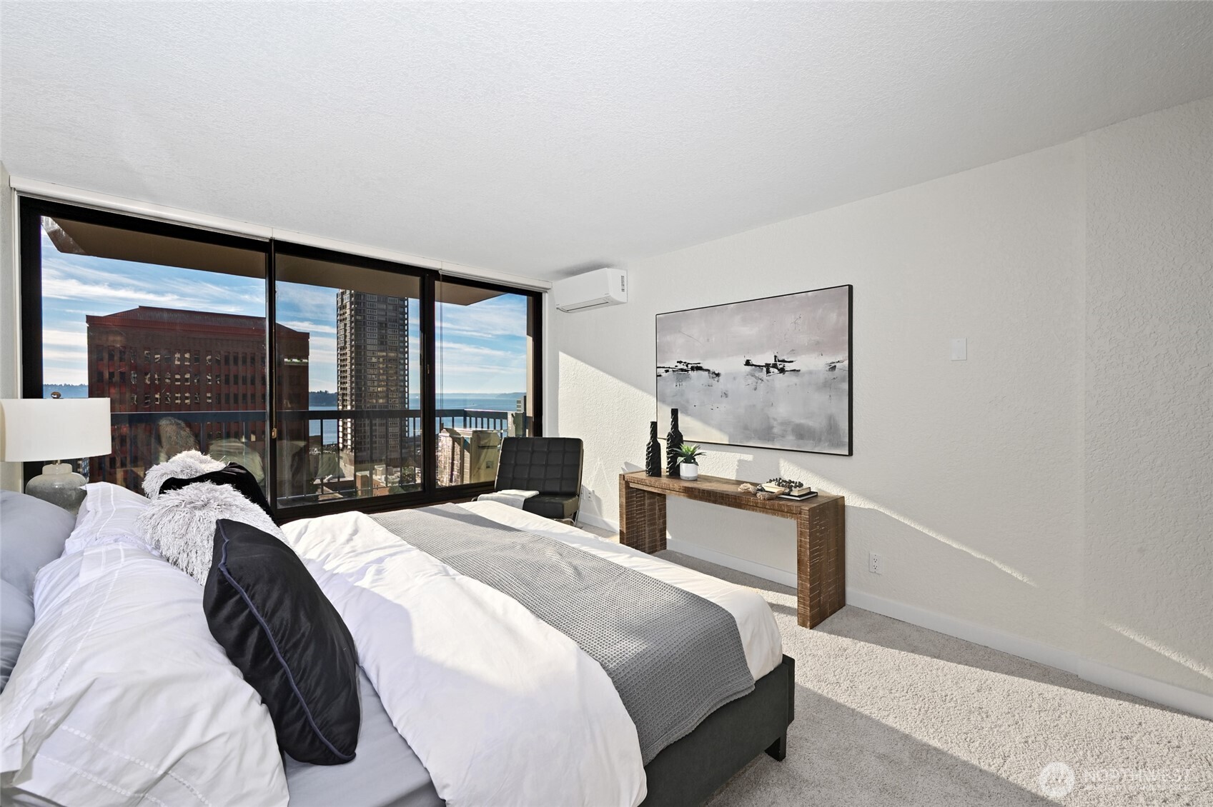 2100 3rd Avenue Unit: 1502