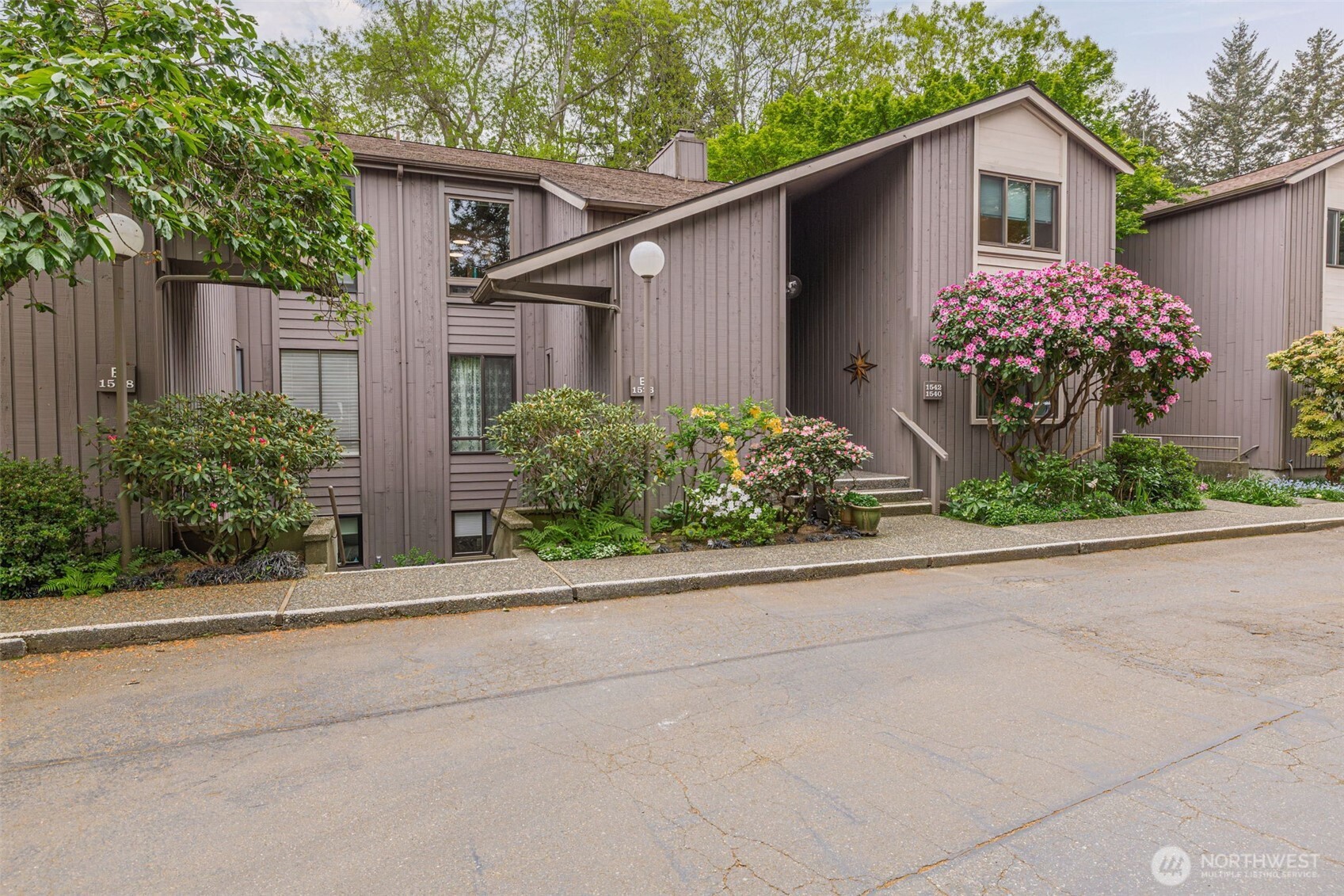 1542 NE 140th Street Unit: E6