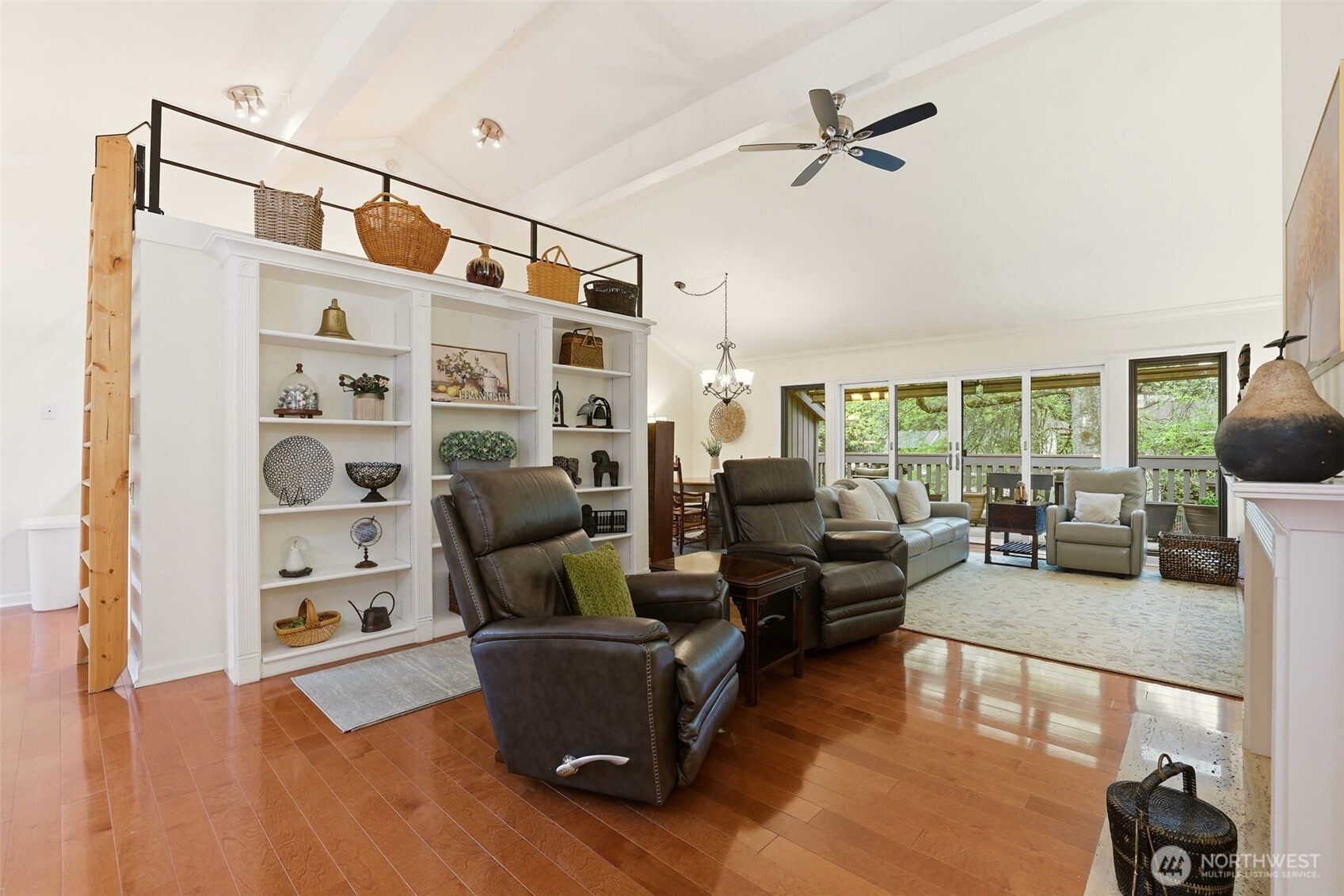1542 NE 140th Street Unit: E6