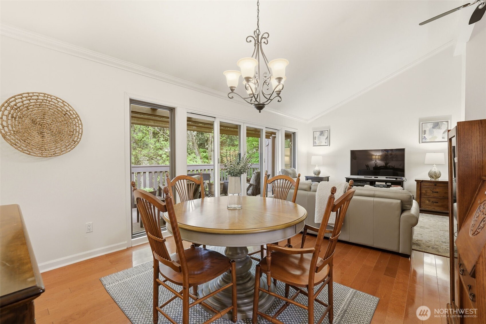 1542 NE 140th Street Unit: E6