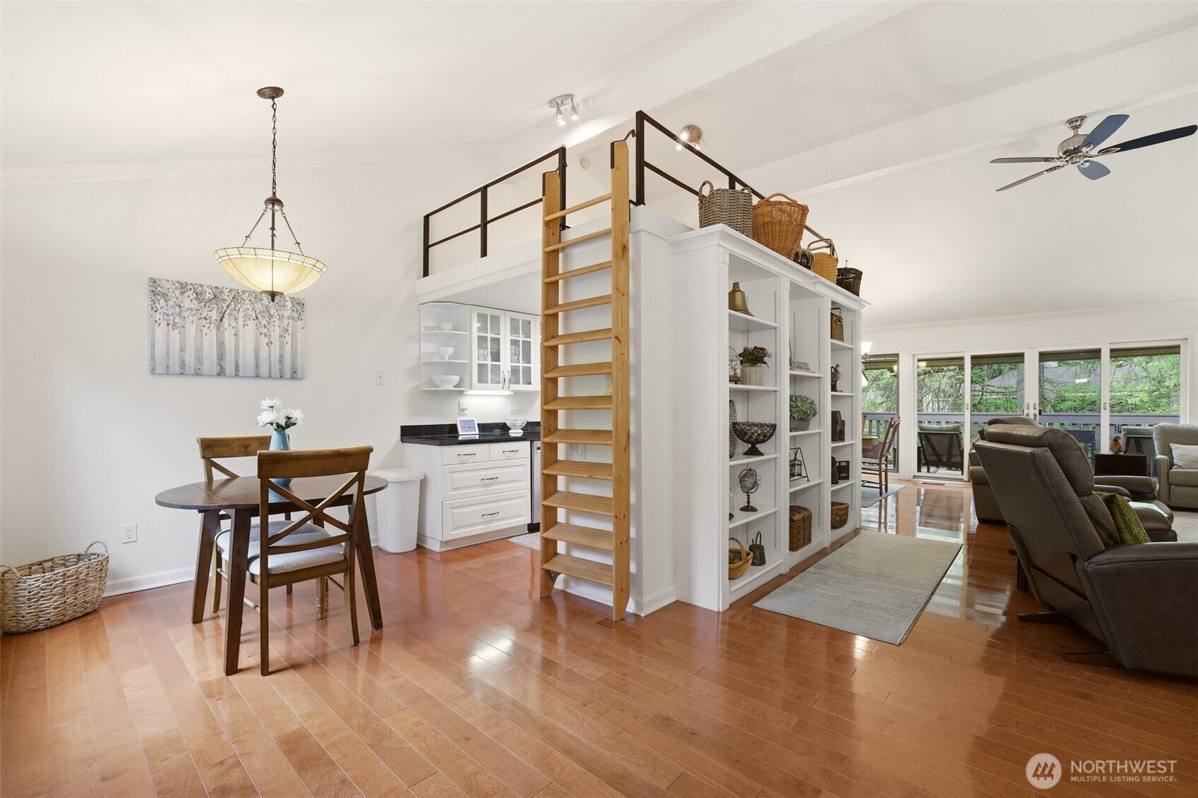 1542 NE 140th Street Unit: E6