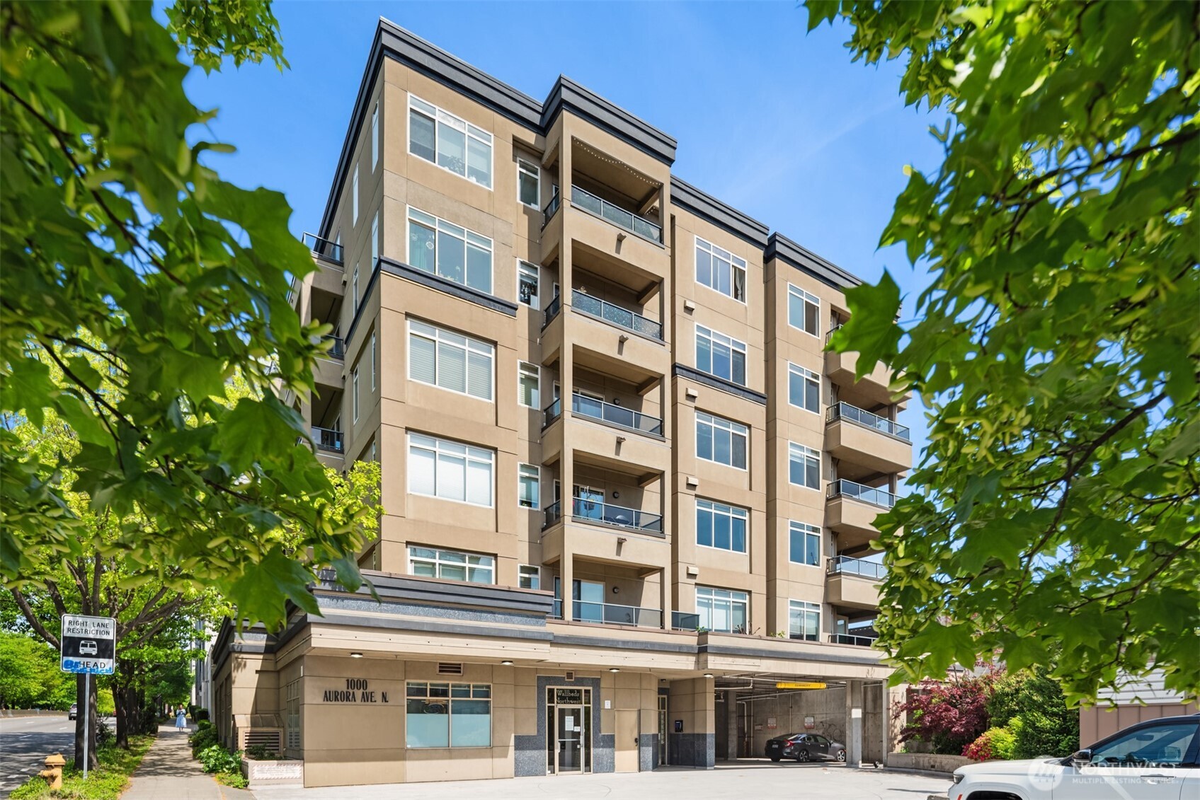 1000 Aurora Avenue N Unit: 609