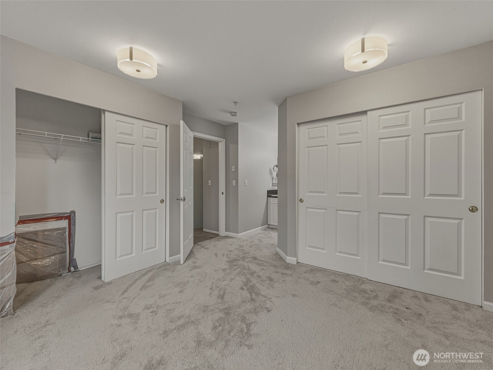 18501 SE Newport Way Unit: H136