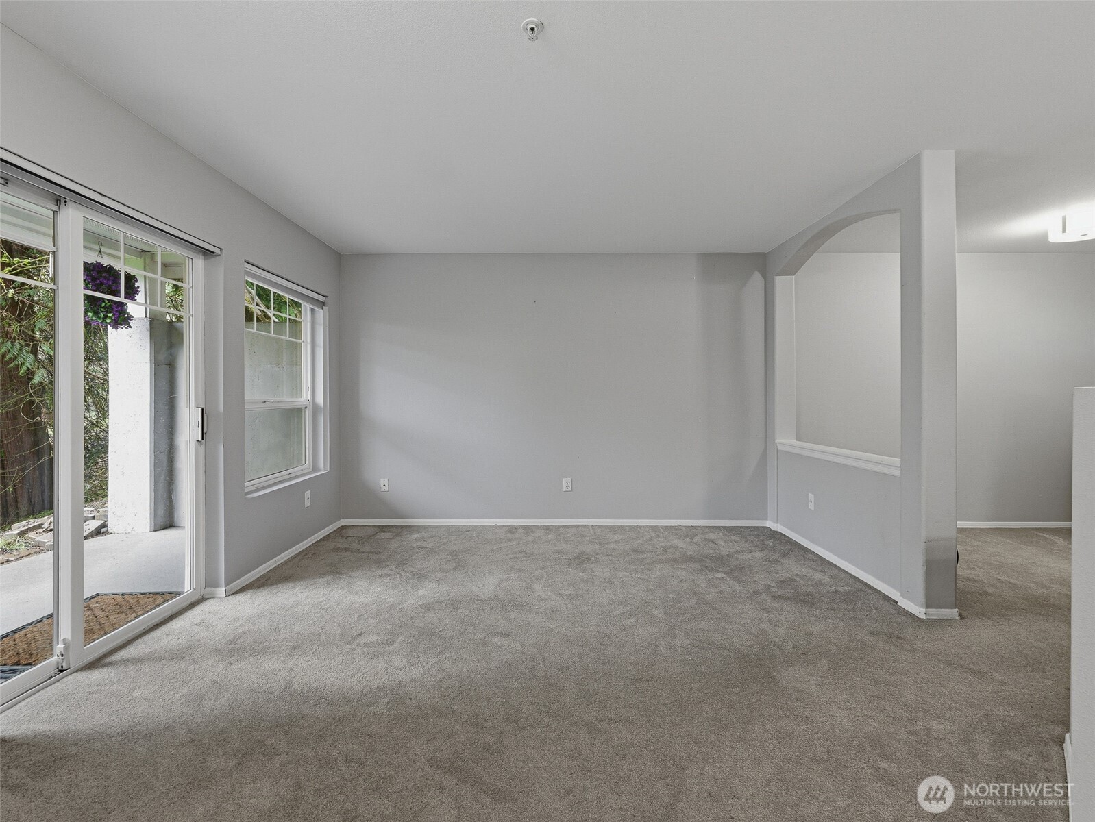 18501 SE Newport Way Unit: H136
