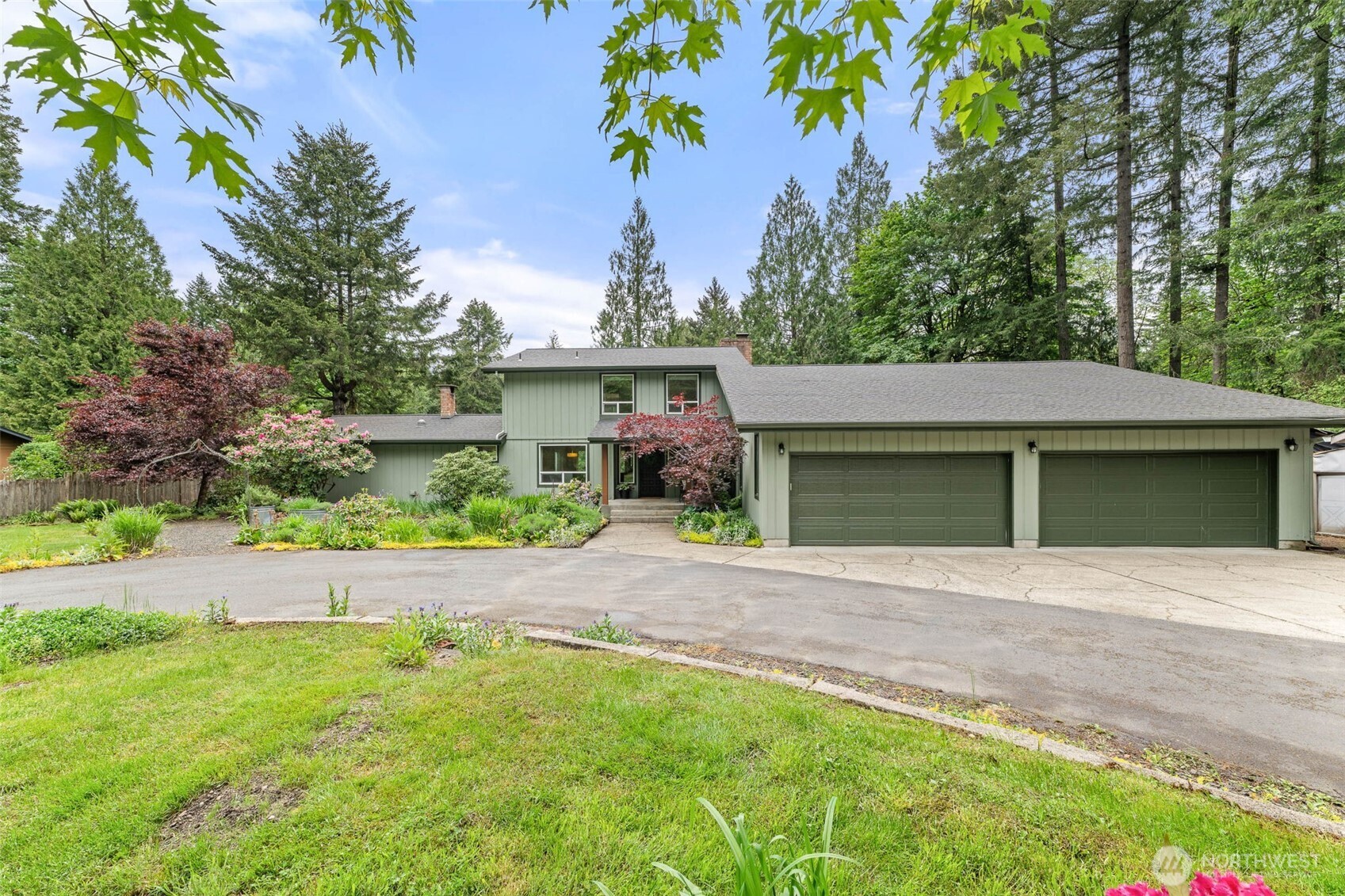 11008 Cowlitz Drive SE