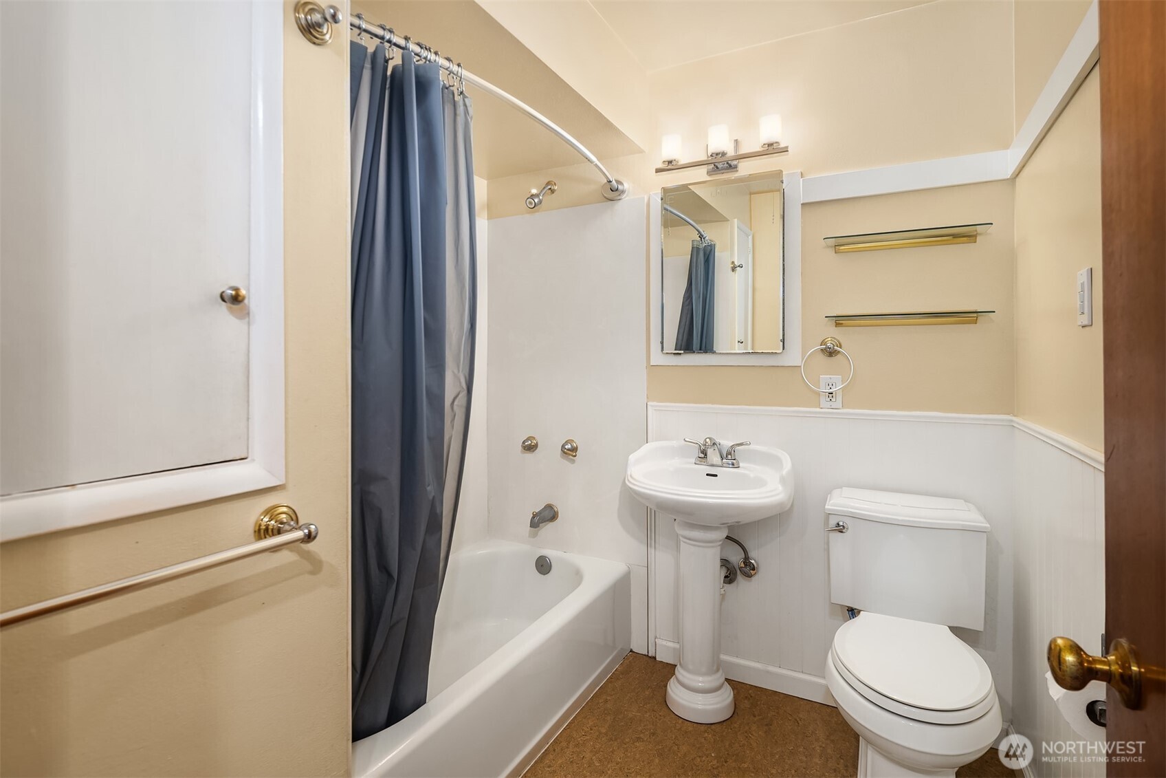 3207 NW 64th Street
