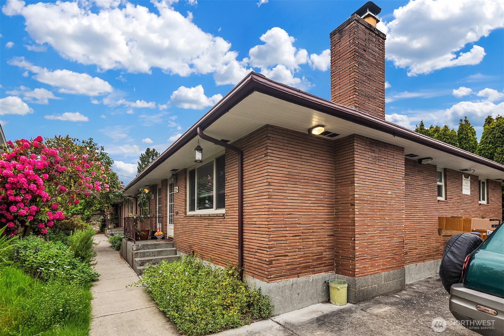 3207 NW 64th Street