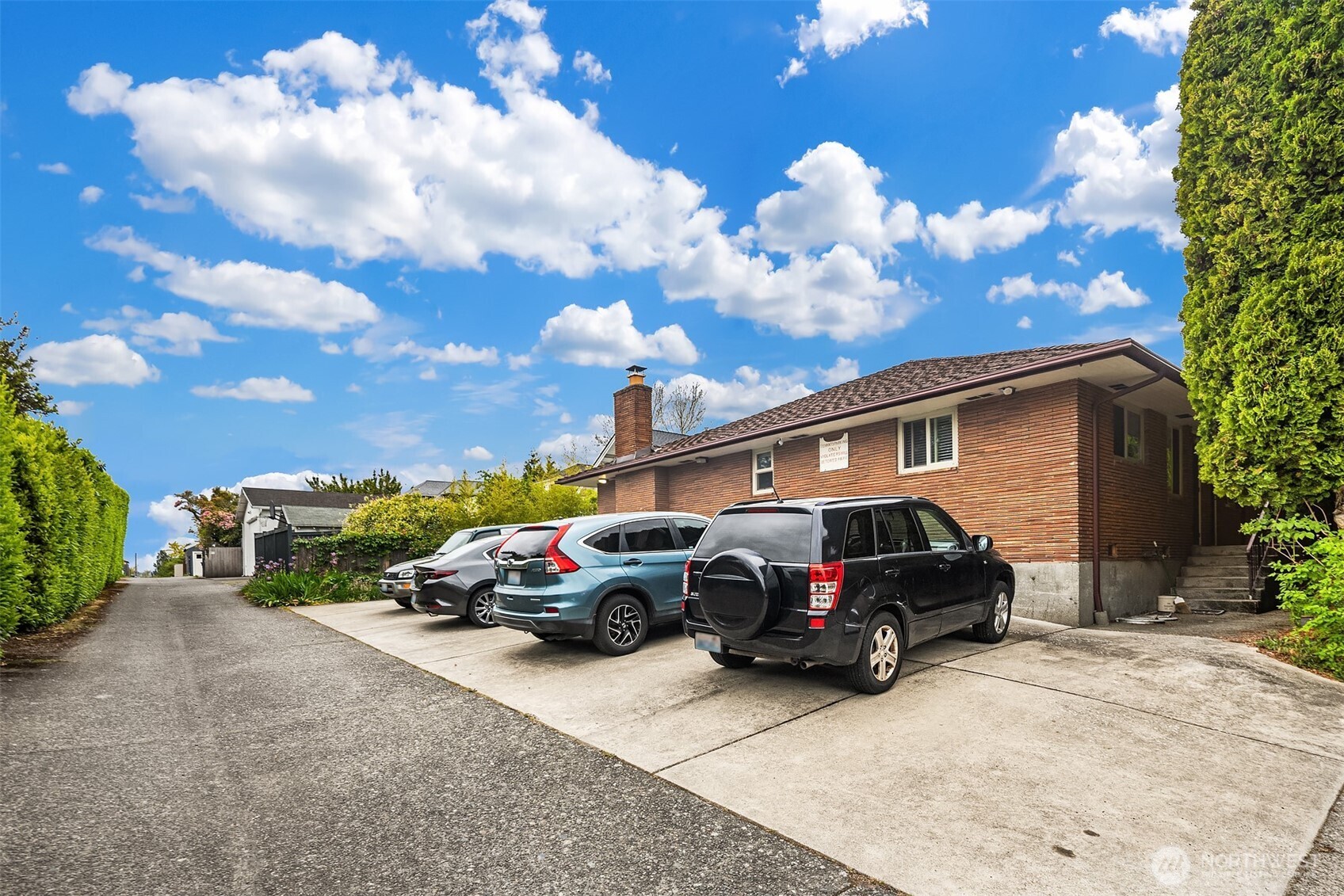 3207 NW 64th Street