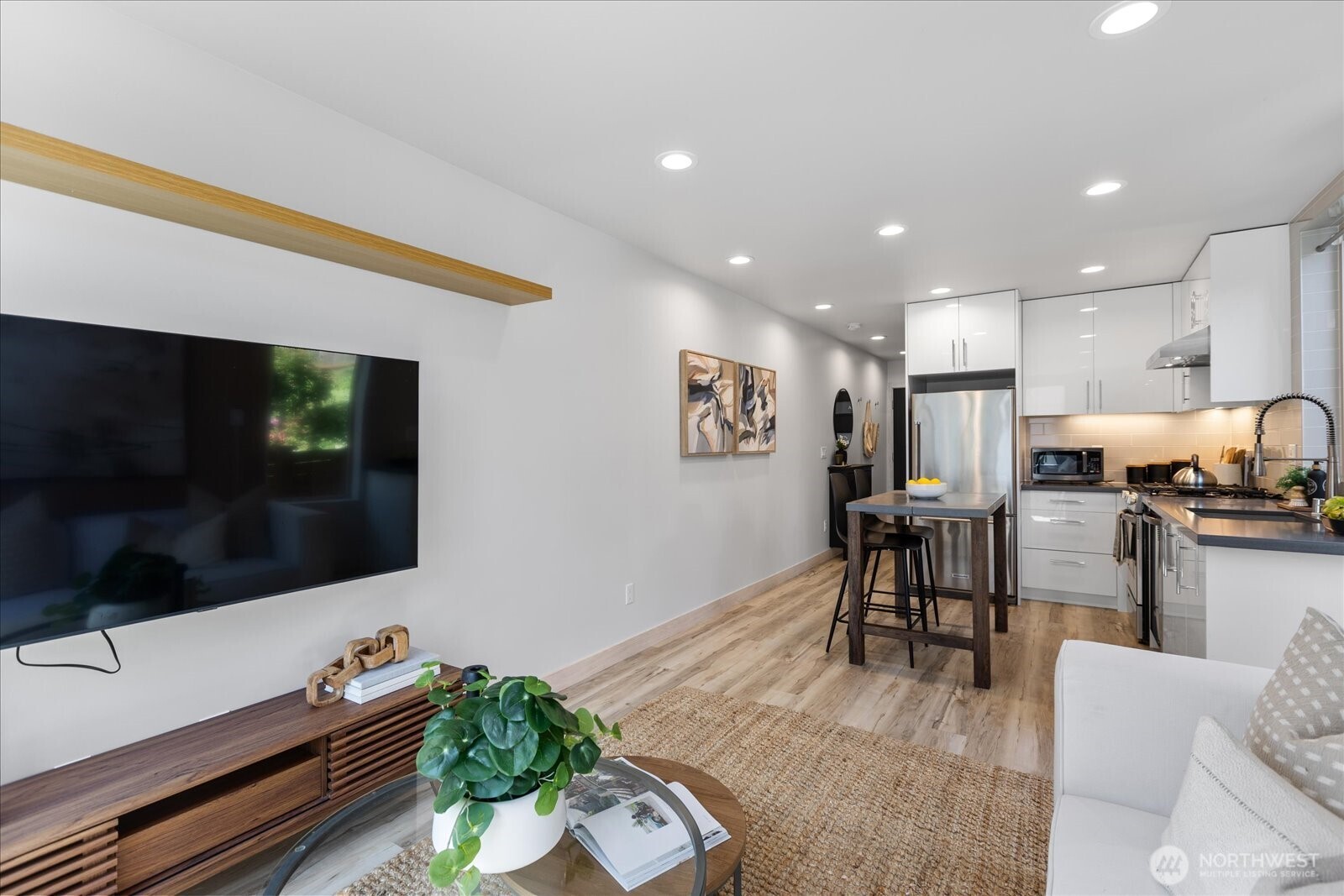 3953 1st Avenue NE Unit: A
