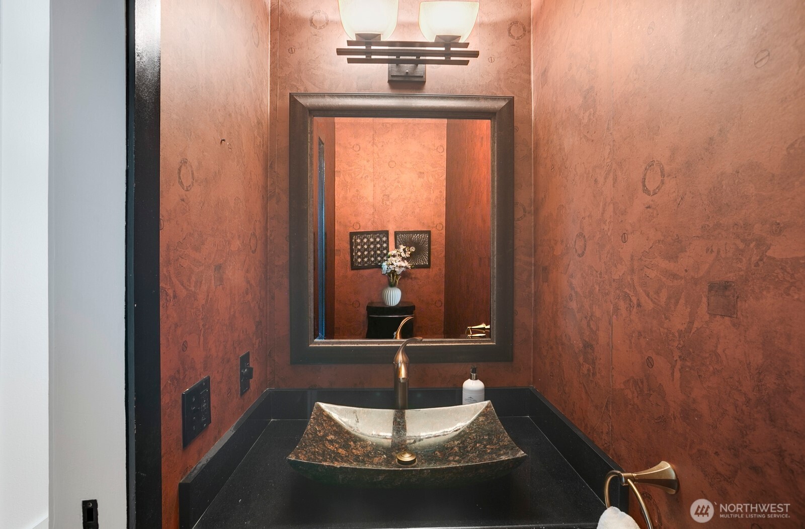 13730 15th Avenue NE Unit: G204