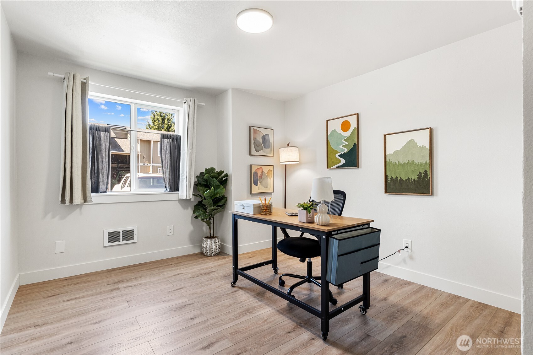 1617 Maple Lane Unit: E7