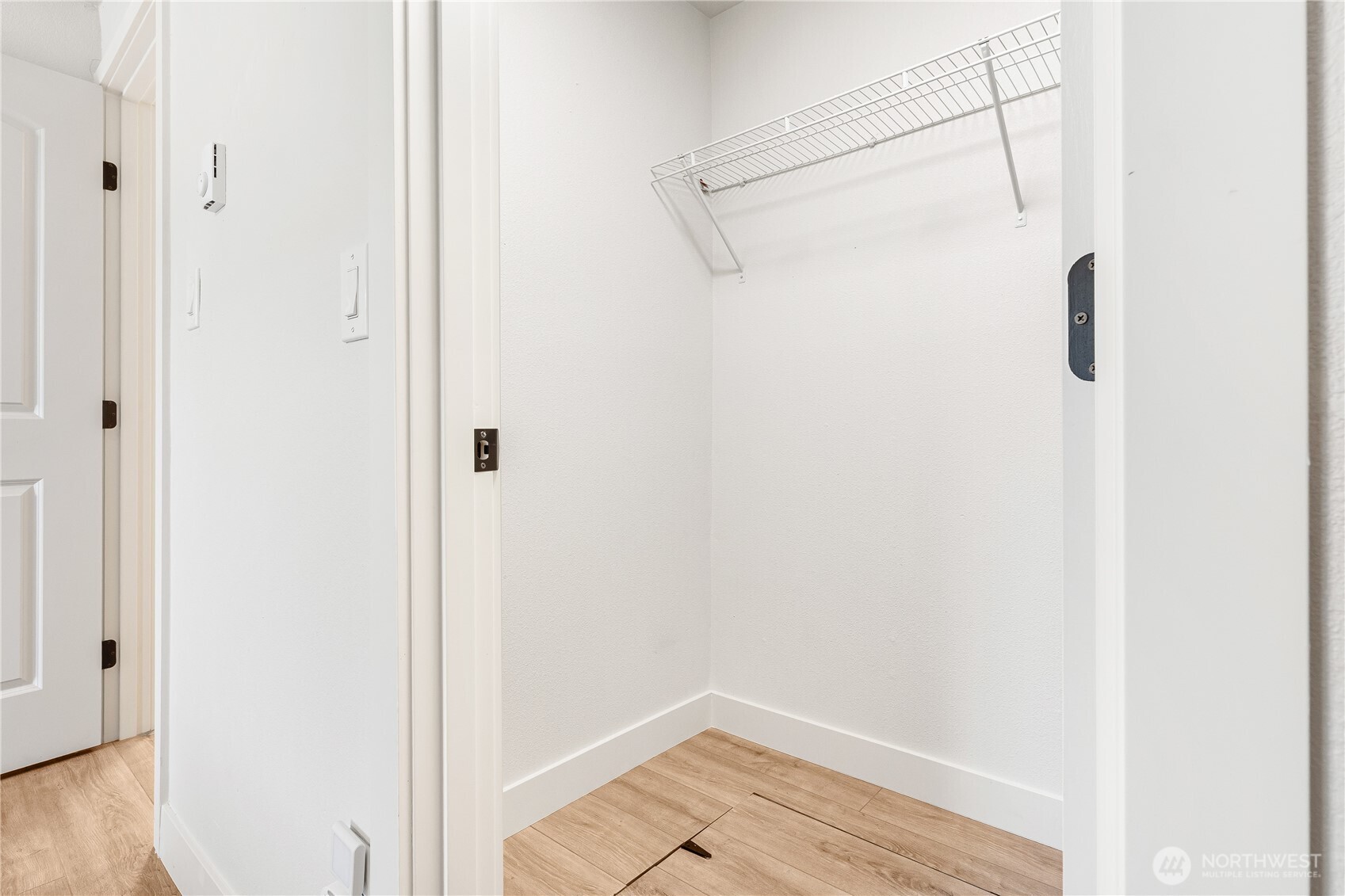 1617 Maple Lane Unit: E7