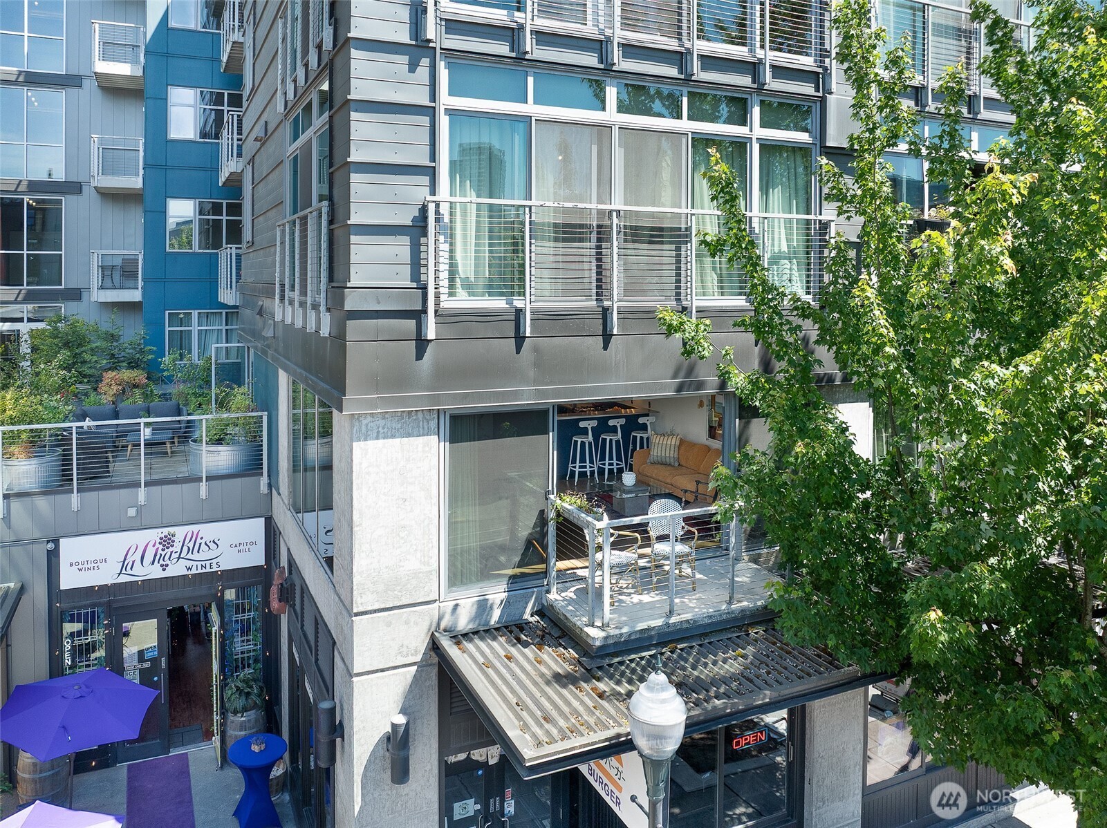 1414 12th Ave Unit: 218