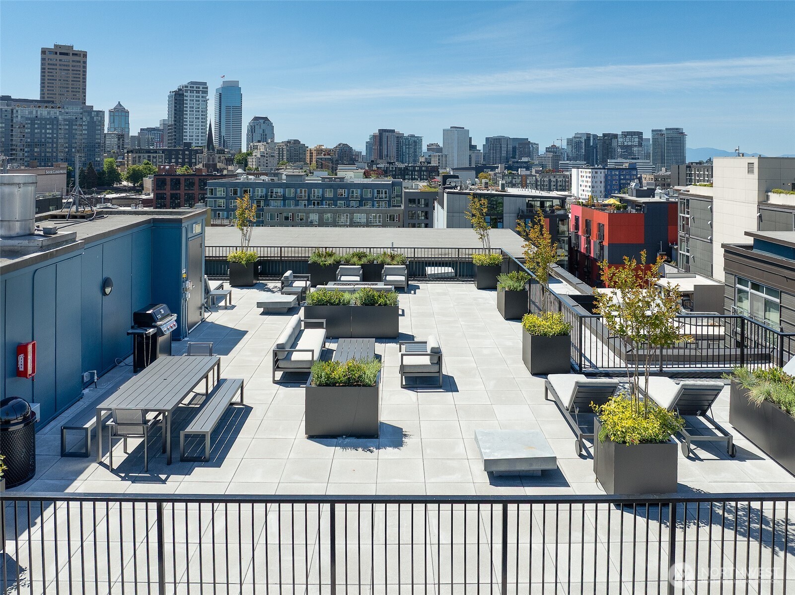 1414 12th Ave Unit: 218