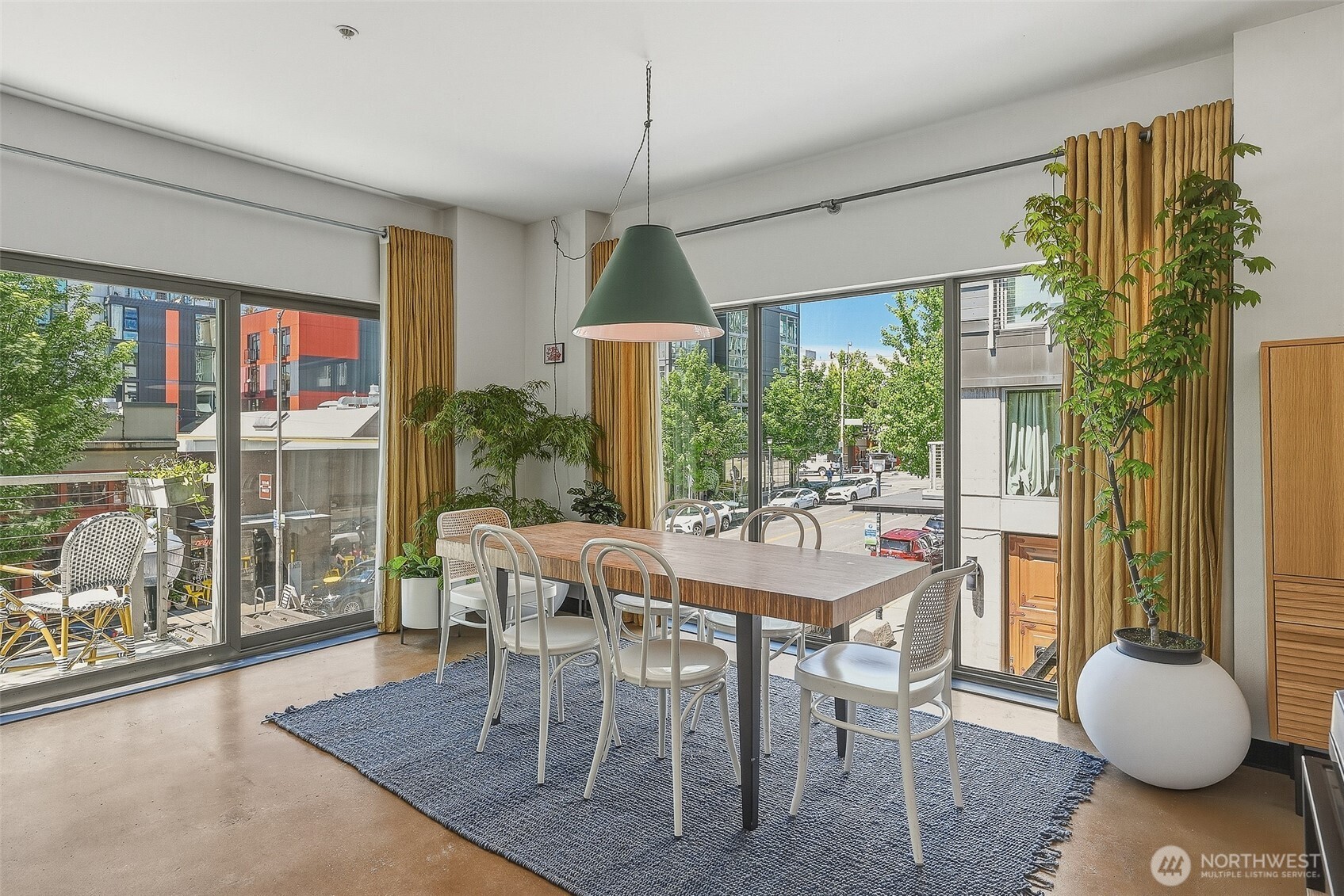 1414 12th Ave Unit: 218