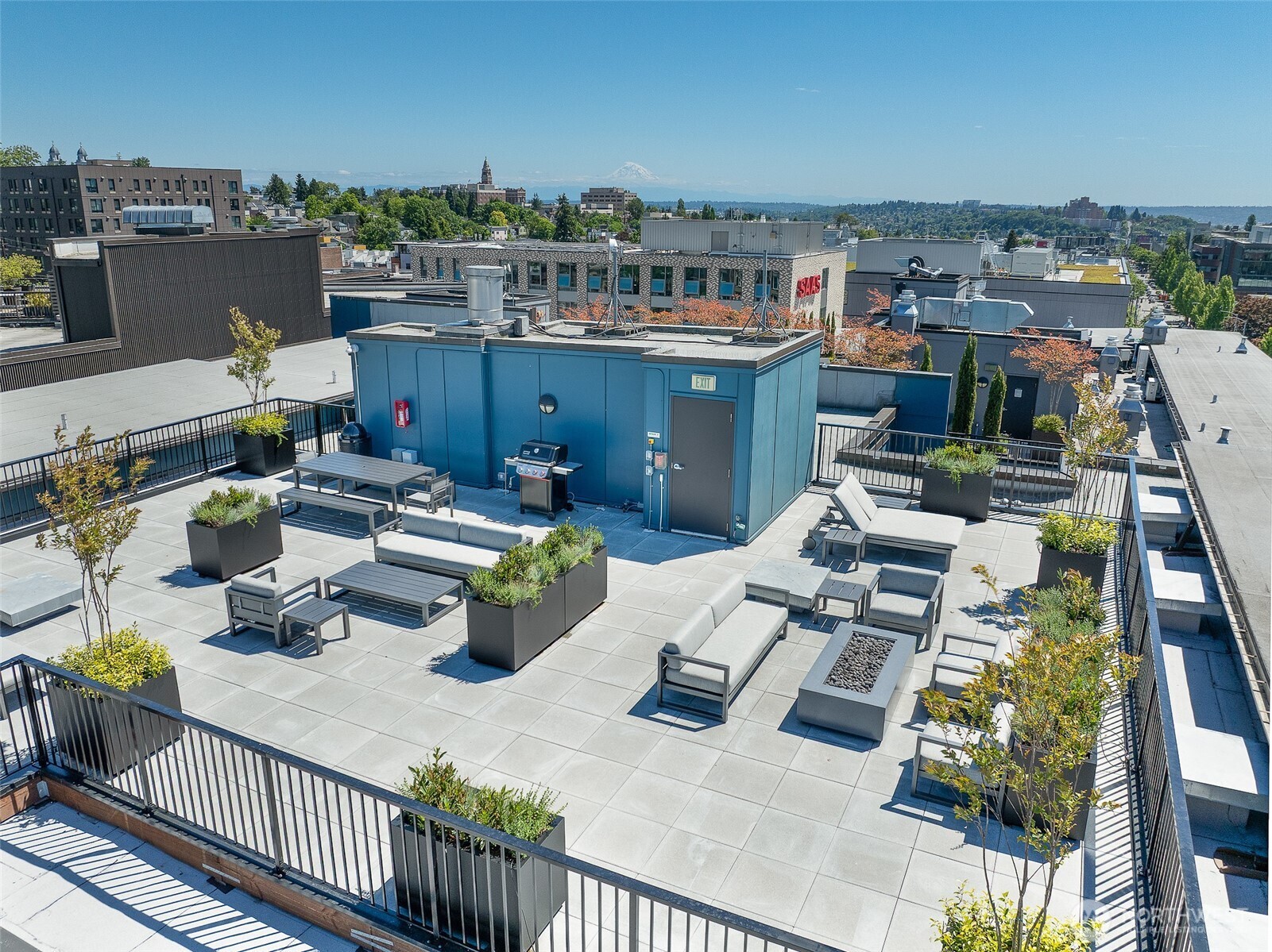 1414 12th Ave Unit: 218
