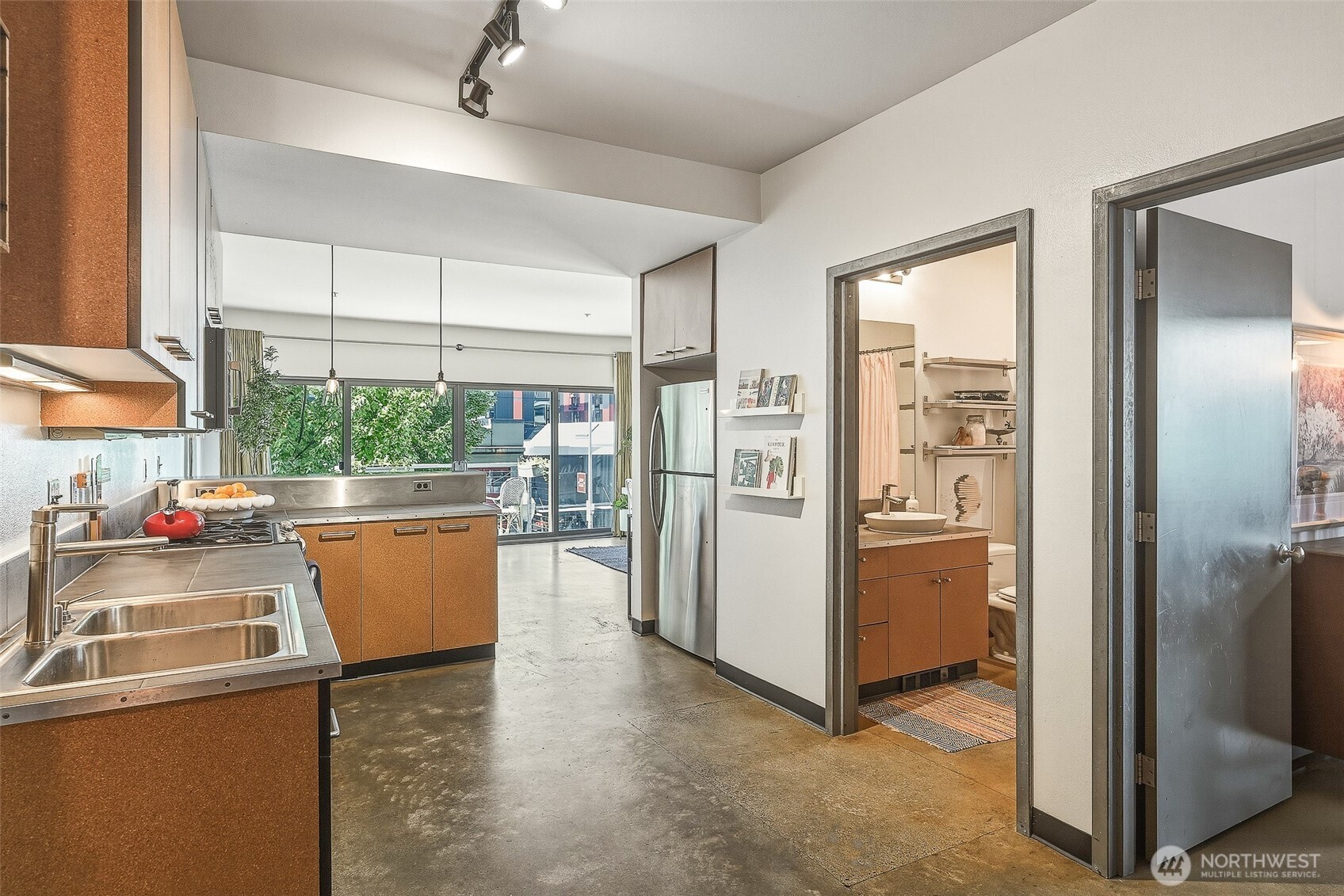 1414 12th Ave Unit: 218
