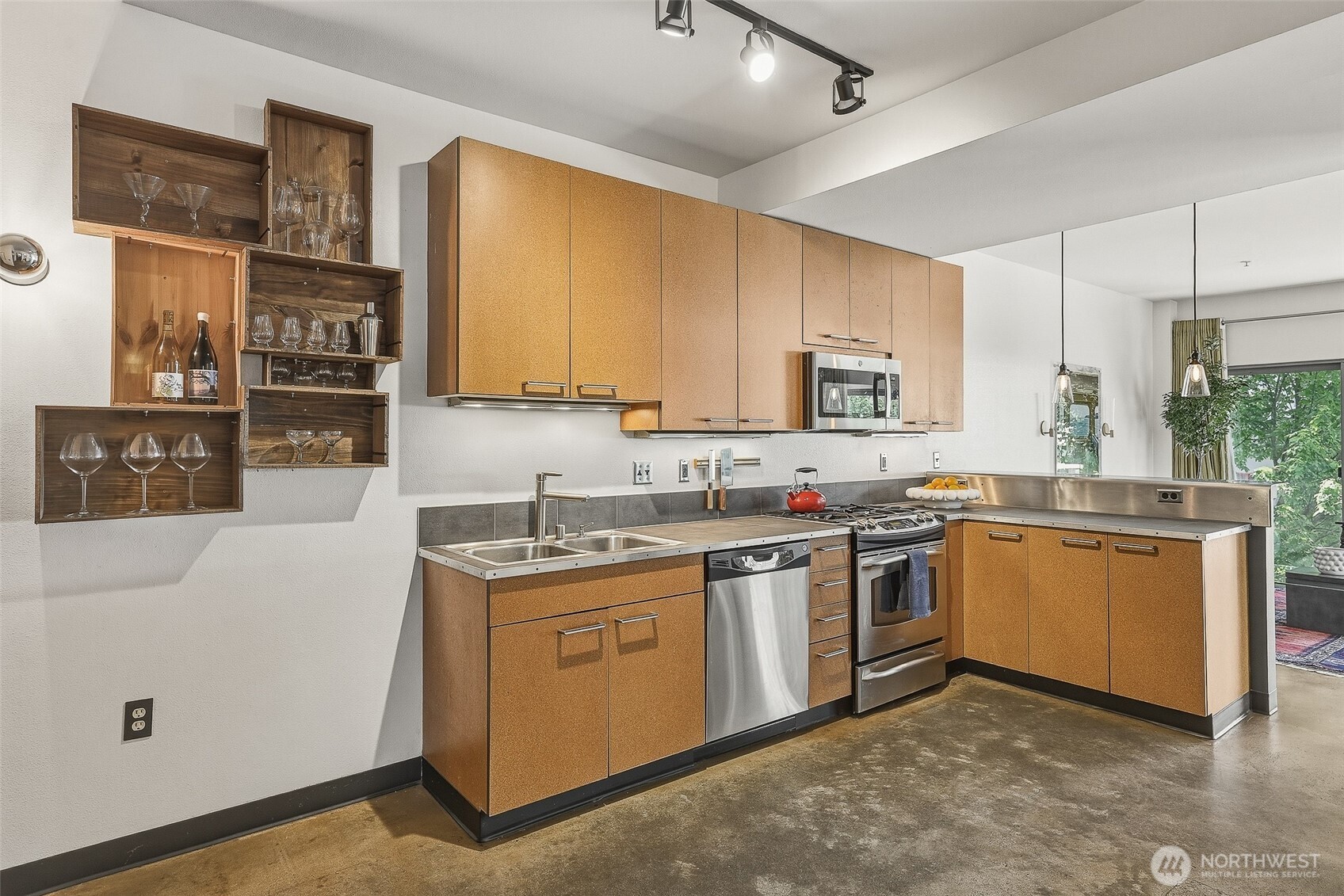 1414 12th Ave Unit: 218