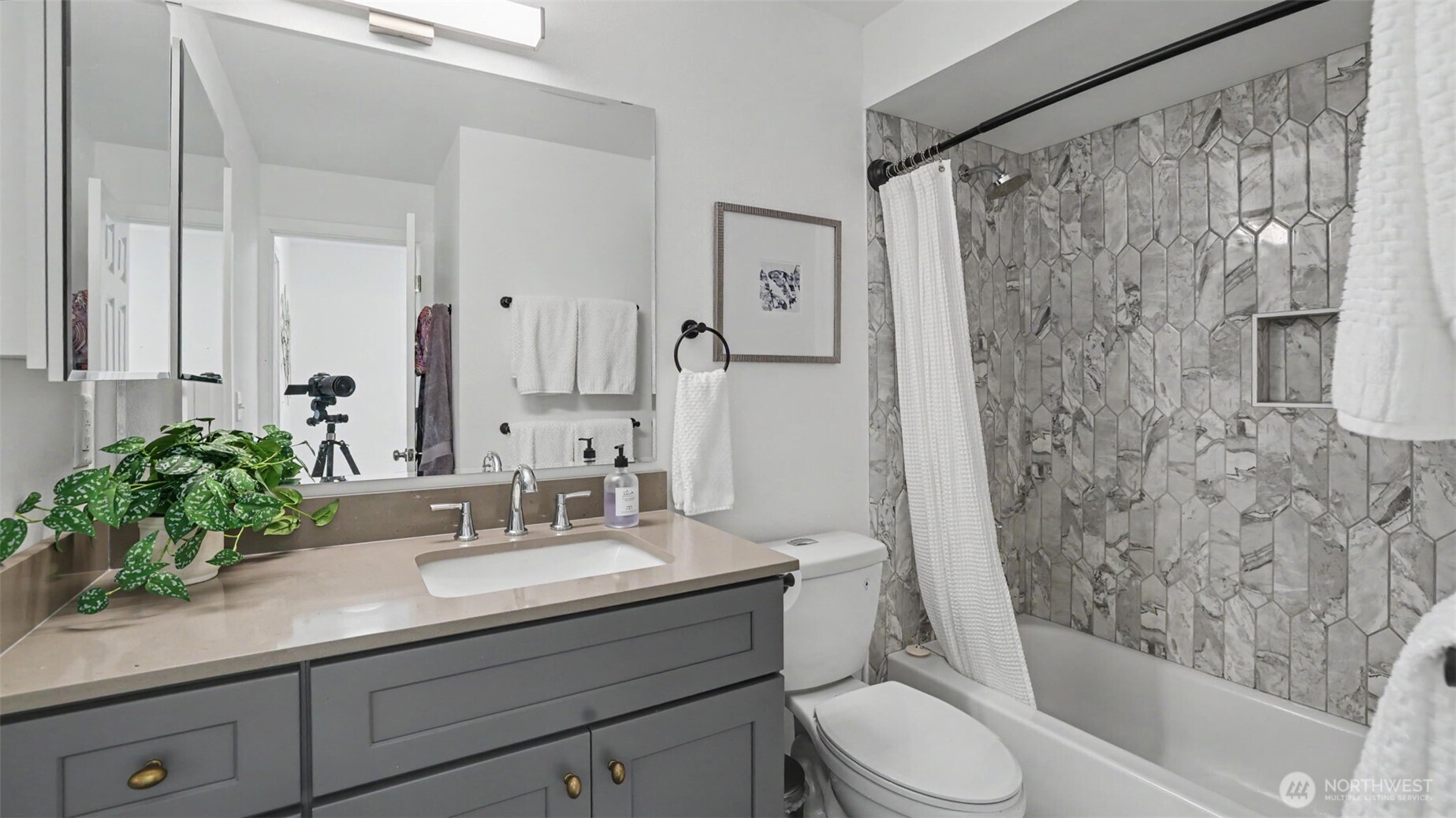 11543 SE 175th Street Unit: 3